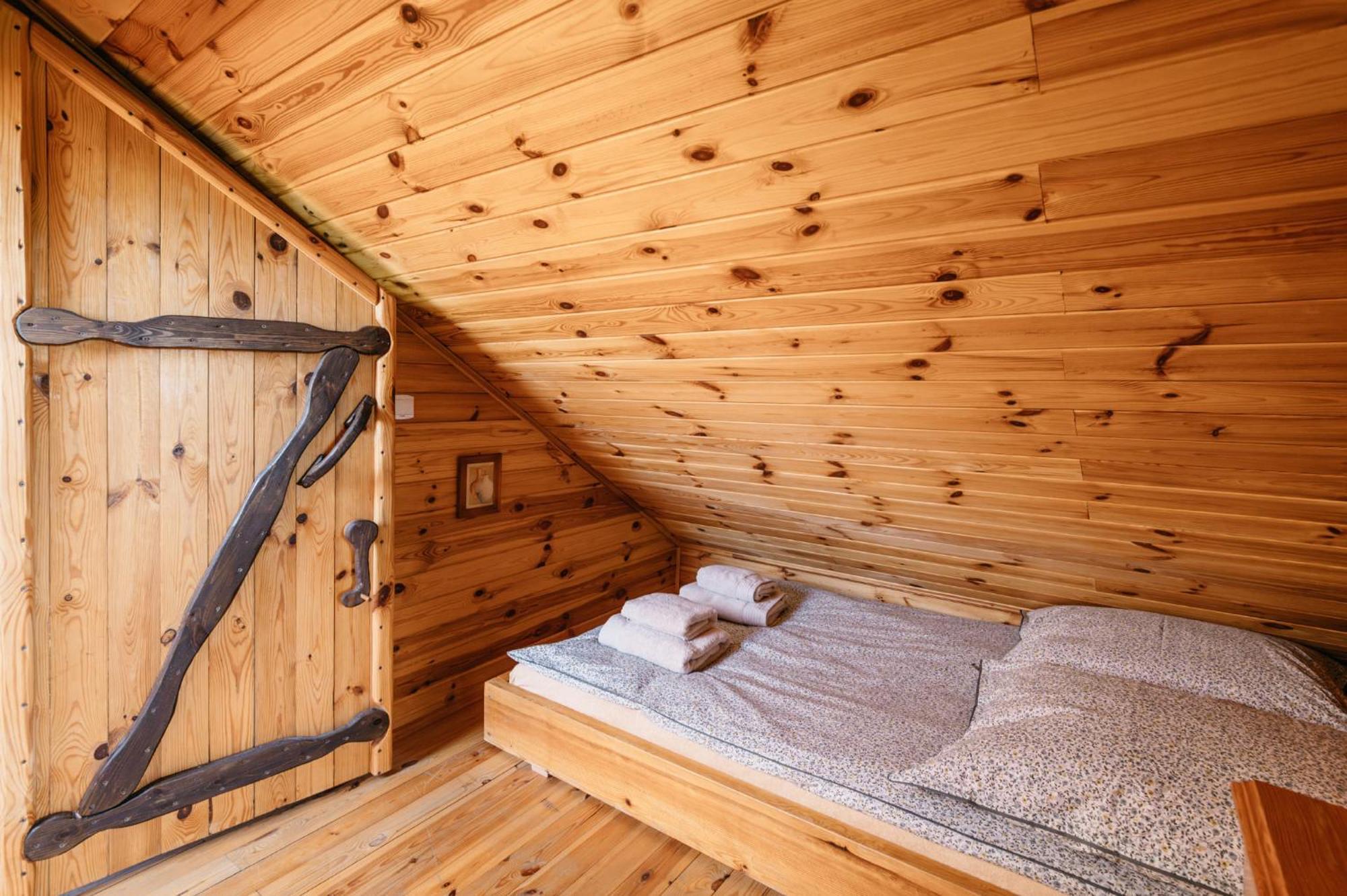 Bieszczadzka Bania Villa Lesko Bagian luar foto
